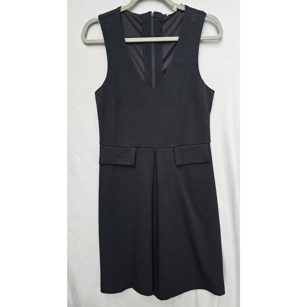 Lark & Ro Dress Womens Medium Black Sleeveless V Neck Fit & Flare Lined Pleated